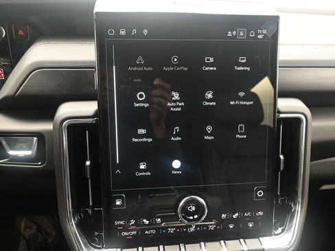 New 2026 GMC Yukon Denali w/ Sun & Power Step Package image 15