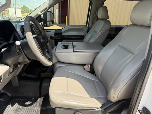 Used 2018 Ford F350 XL w/ Power Equipment Group AWD/4WD image 11