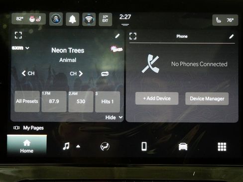 New 2026 Jeep Compass Latitude w/ Sun and Sound Group image 18