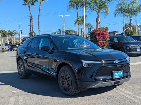 Used 2026 Chevrolet Blazer EV LT w/ Midnight/Sport Edition FWD image 7