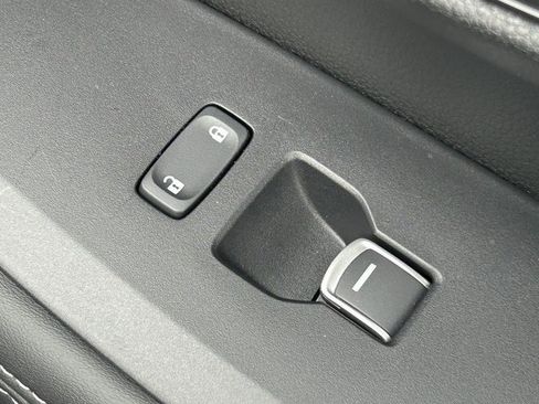 Used 2026 Honda HR-V EX-L image 36