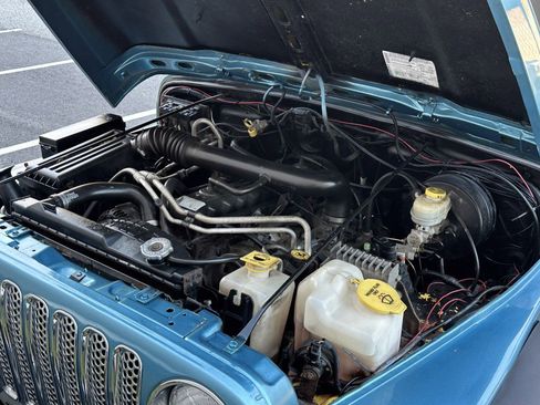 Used 2004 Jeep Wrangler X w/ Full Face Tire & Wheel Group image 33