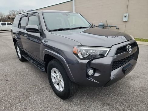 Used 2019 Toyota 4Runner SR5 image 8