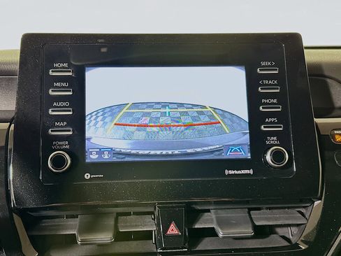 Used 2022 Toyota Camry SE w/ Convenience Package image 25