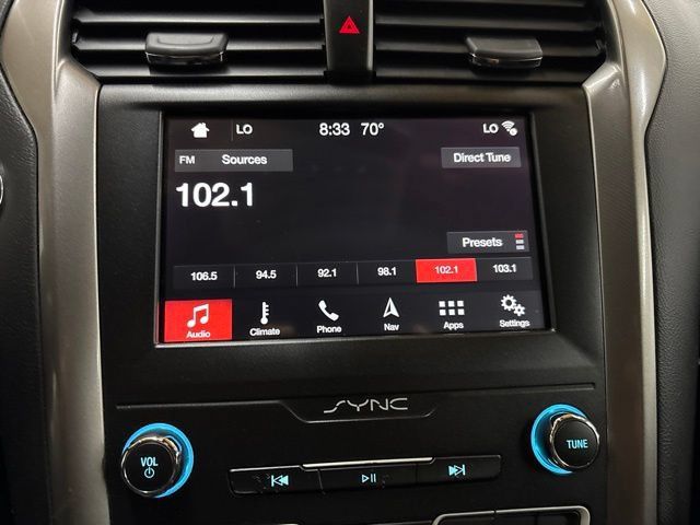 Used 2019 Ford Fusion SE FWD image 33