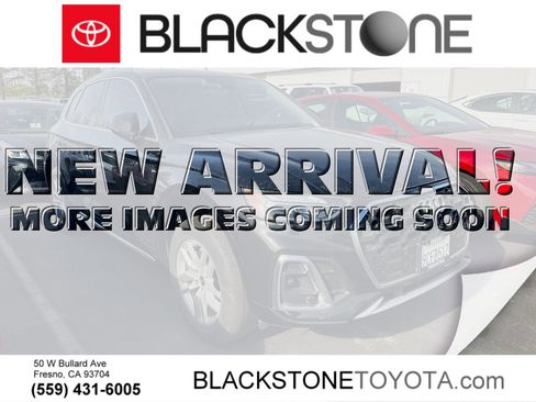 Used 2023 Audi Q5 2.0T Premium w/ Convenience Package image 1