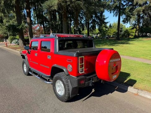 Used 2005 HUMMER H2 SUT w/ Preferred Equipment Group AWD/4WD image 3