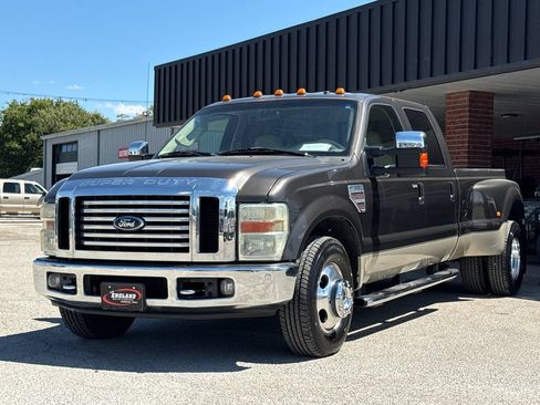 Used 2008 Ford F350 Lariat RWD image 3