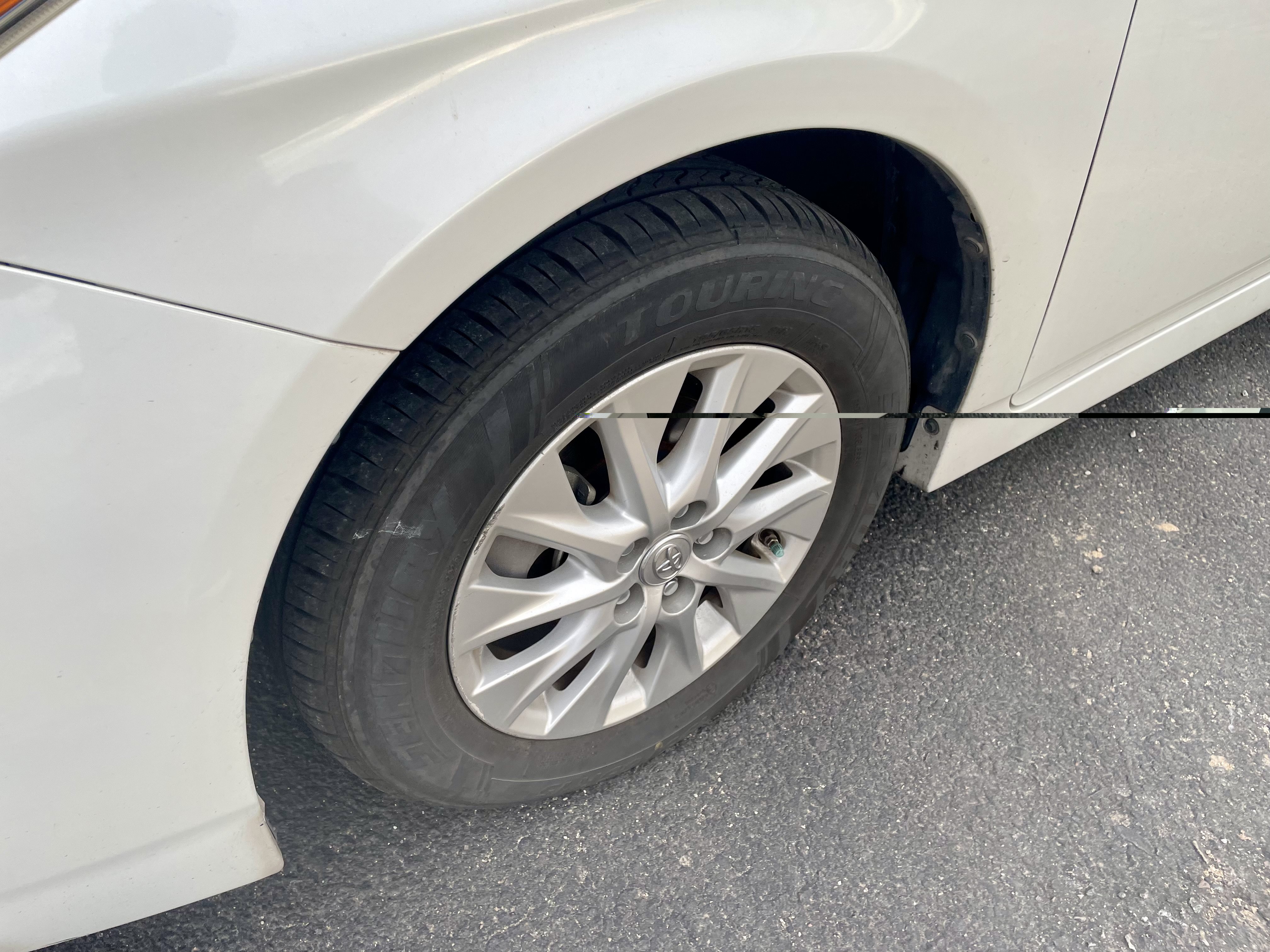 Used 2014 Toyota Prius Prime Plug-In Hybrid FWD image 9