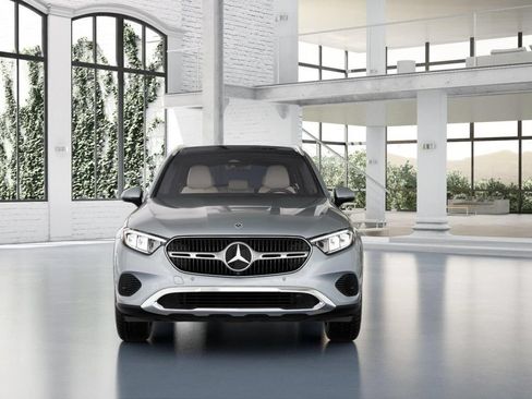Certified 2025 Mercedes-Benz GLC 300 4MATIC image 7