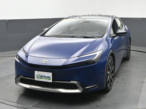 Used 2026 Toyota Prius Plug-In Hybrid w/ Limited Premium Package FWD image 23