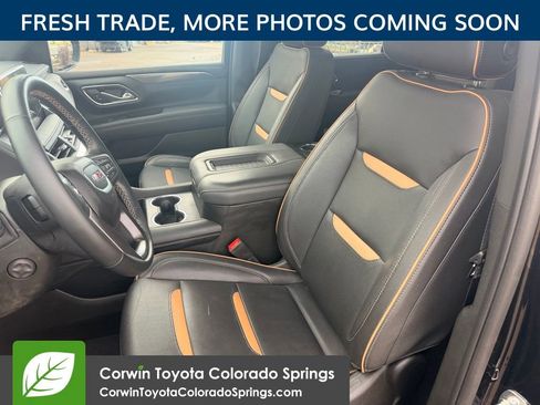 Used 2023 GMC Yukon XL AT4 w/ Technology Package image 12
