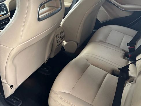 Used 2017 Mercedes-Benz CLA 250 4MATIC image 14