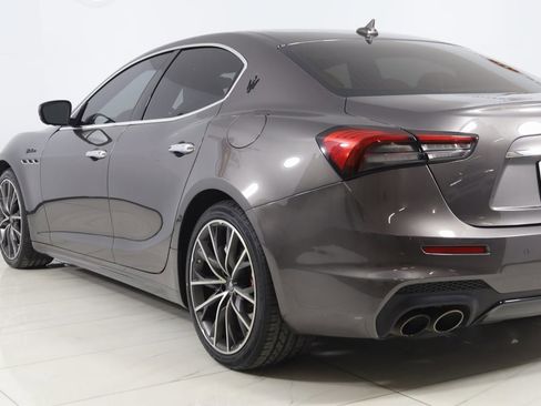 Used 2022 Maserati Ghibli Modena image 28