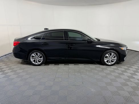 Used 2020 Honda Accord LX image 8
