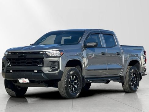 Used 2025 Chevrolet Colorado W/T image 7