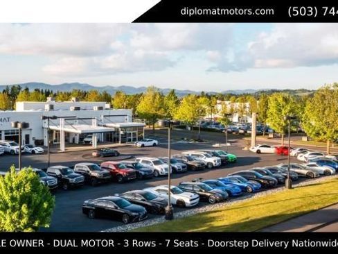 Used 2025 Rivian R1S Adventure AWD/4WD image 2