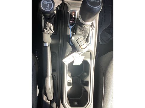 New 2026 Jeep Gladiator Sport AWD/4WD image 18