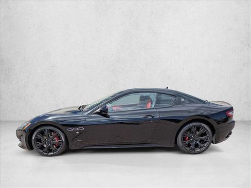 Used 2017 Maserati GranTurismo MC RWD image 8