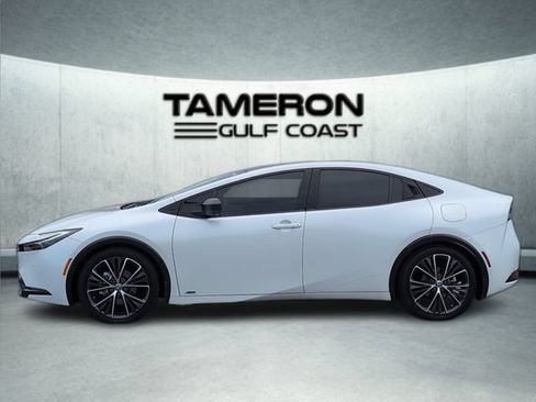 Used 2024 Toyota Prius Limited w/ Limited Premium Package AWD/4WD image 2