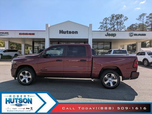 Used 2025 RAM 1500 Tradesman AWD/4WD image 1