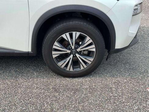 Used 2023 Nissan Rogue SV AWD/4WD image 10