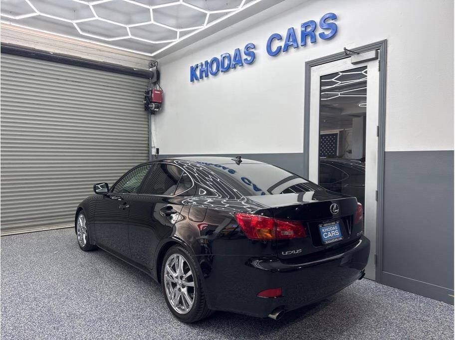 Used 2008 Lexus IS 250 RWD image 3