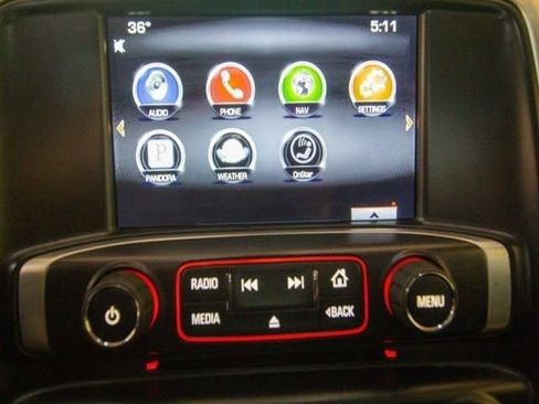 Certified 2014 GMC Sierra 1500 SLT w/ SLT Crew Cab Value Package image 18