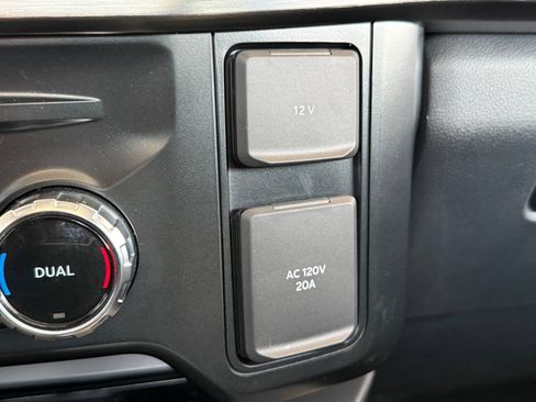 Certified 2024 Ford F250 Lariat w/ Lariat Ultimate Package AWD/4WD image 34