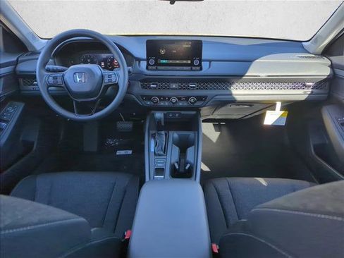 New 2025 Honda Accord SE image 18