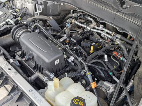 Used 2023 Ford Explorer XLT w/ Equipment Group 202A image 37