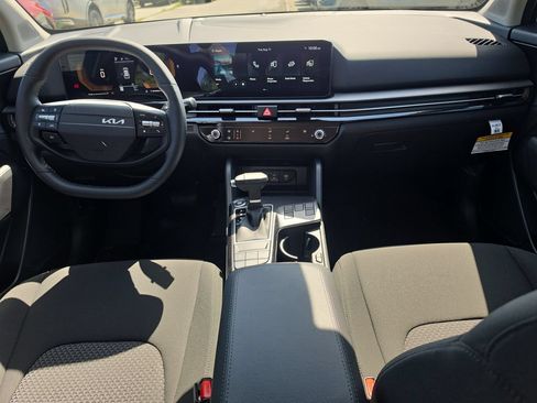 New 2026 Kia Sportage LX FWD image 12