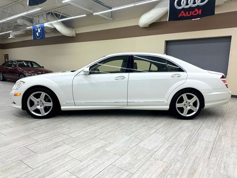 Used 2008 Mercedes-Benz S 550 w/ P3 Pkg image 9