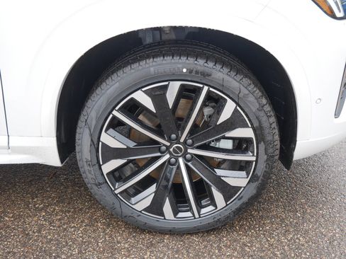 New 2026 Volvo XC90 T8 Ultra AWD/4WD image 4