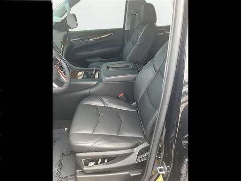 Used 2019 Cadillac Escalade Premium Luxury AWD/4WD image 9