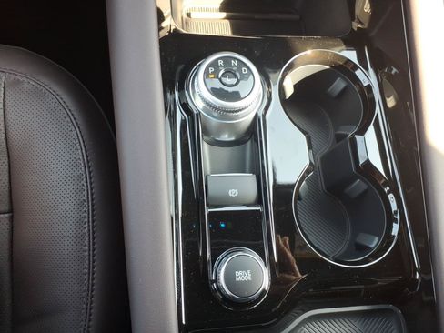 New 2026 Ford Explorer Platinum RWD image 22