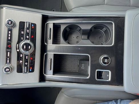 Used 2020 Lincoln Aviator Reserve w/ Class IV Trailer Tow Package image 12