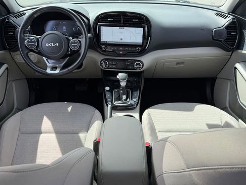 Used 2023 Kia Soul EX FWD image 23