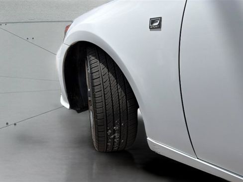 Used 2016 Lexus IS 300 AWD image 37