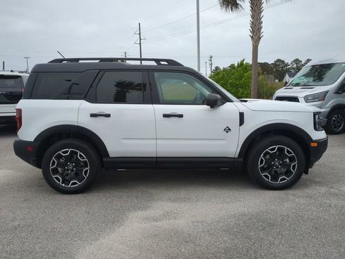 Used 2026 Ford Bronco Sport Outer Banks w/ Outer Banks Tech Package+ AWD/4WD image 3