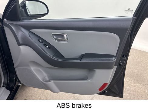 Used 2008 Hyundai Elantra SE image 19