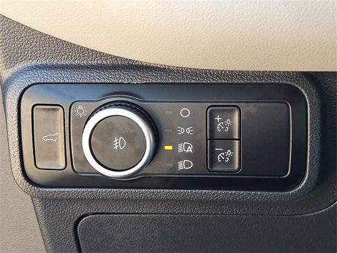 New 2025 Ford Explorer Active w/ Active Comfort Package image 26