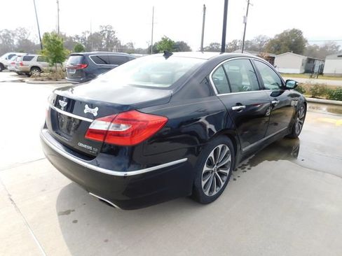 Used 2013 Hyundai Genesis 5.0 R-Spec image 7