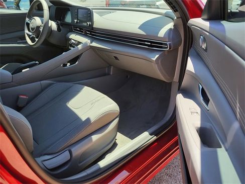 New 2025 Hyundai Elantra Sport image 6