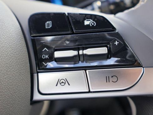 New 2026 Hyundai Elantra Sport image 17