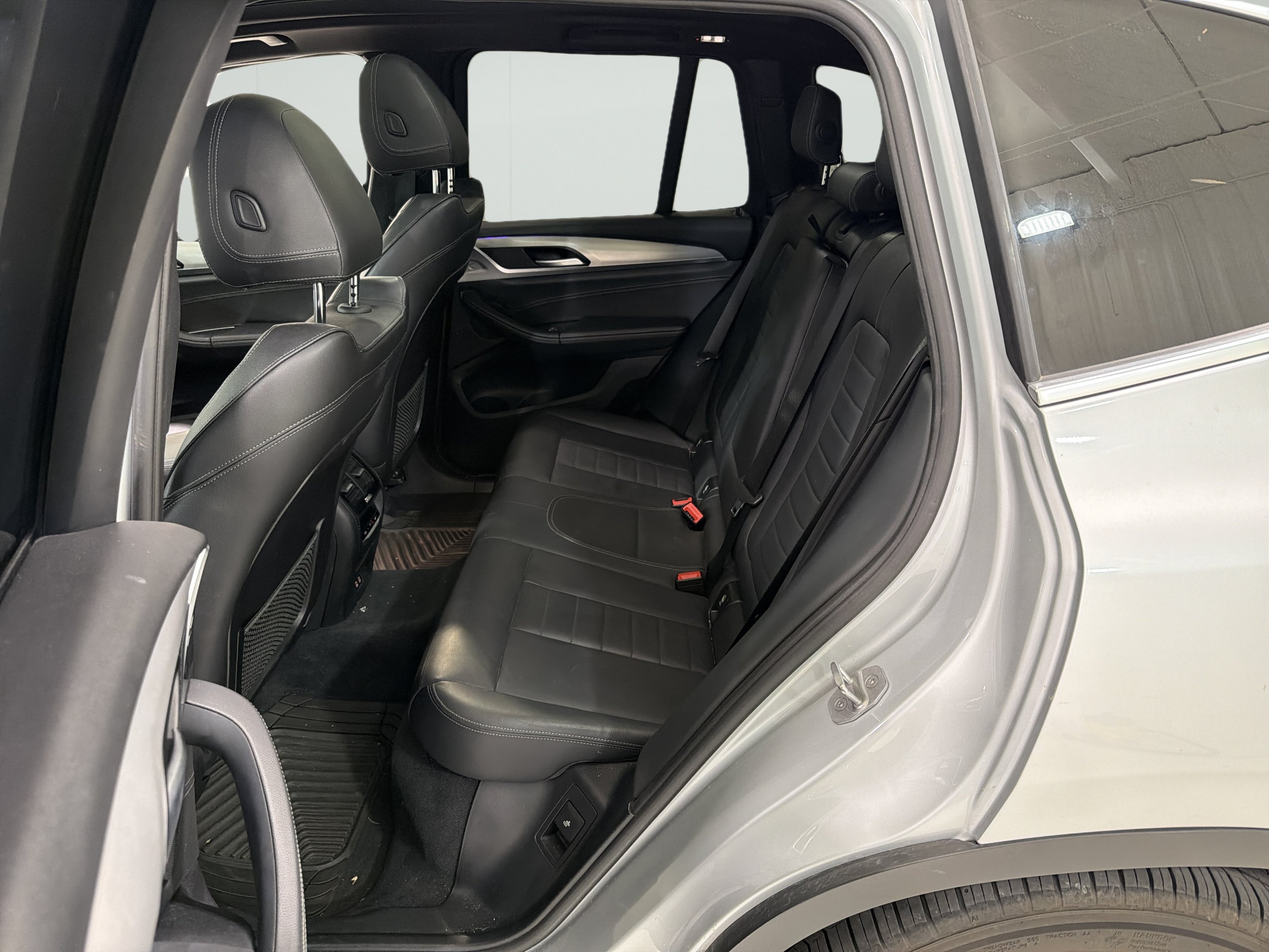 Used 2020 BMW X3 sDrive30i w/ Convenience Package RWD image 11