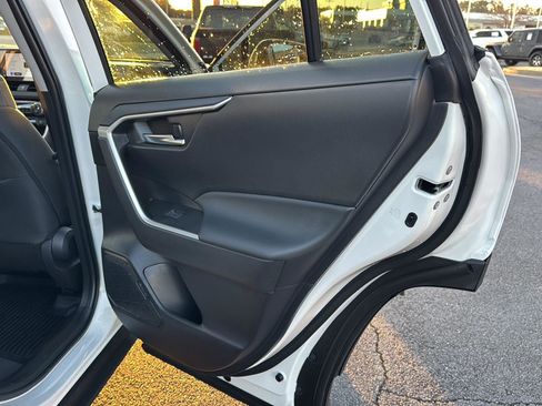 Used 2025 Toyota RAV4 XLE image 13