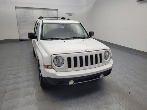Used 2016 Jeep Patriot High Altitude FWD image 14