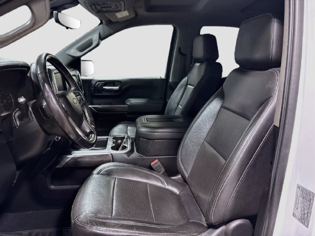 Used 2019 Chevrolet Silverado 1500 LTZ AWD/4WD image 15