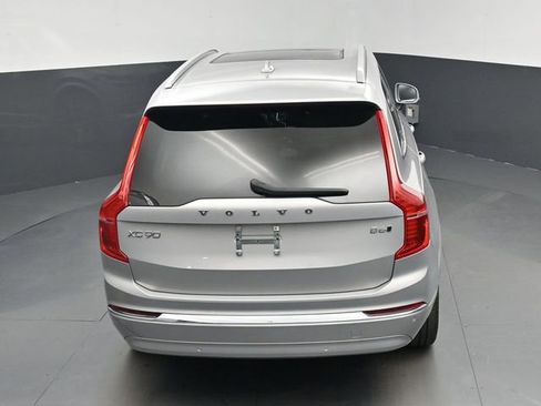 Used 2023 Volvo XC90 B6 Plus w/ Protection Package image 25